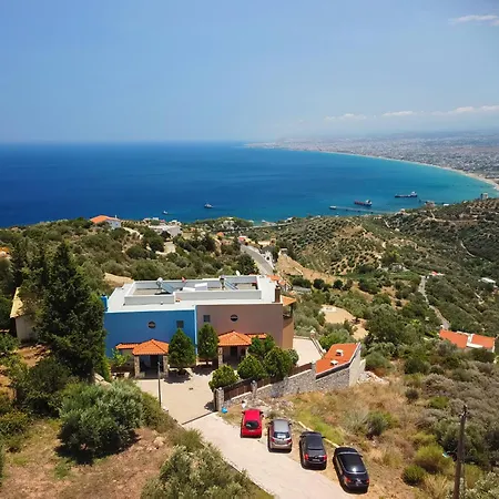 Nami _privatepool_ Seaview